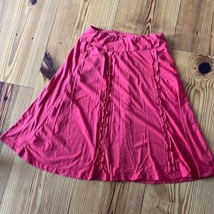 Xs flirty comfy travel skirt